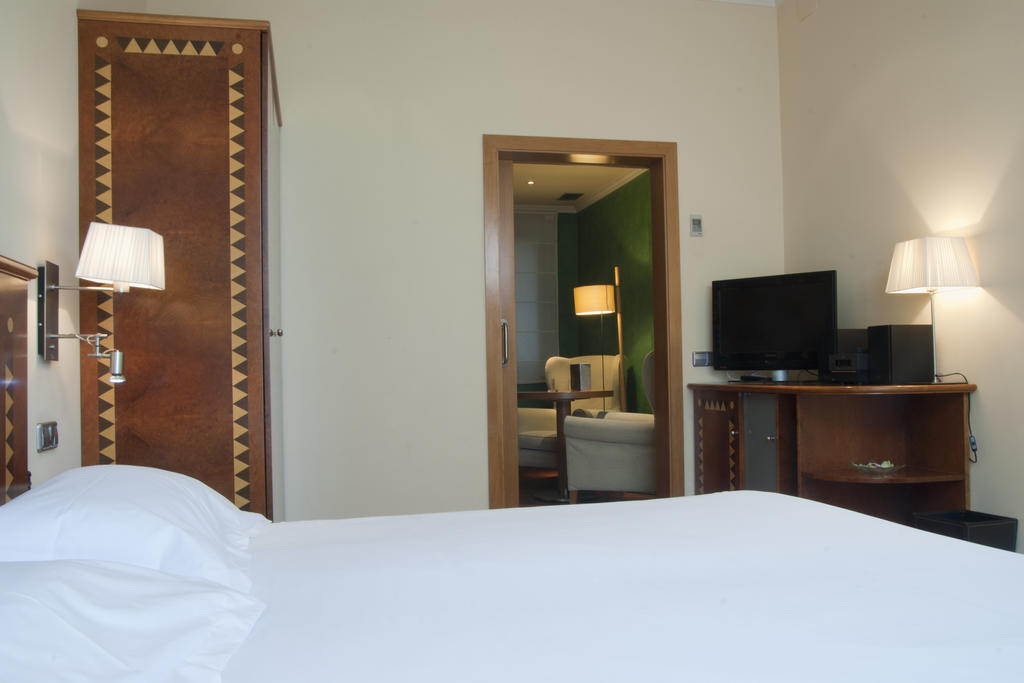 Hotel Montecarlo