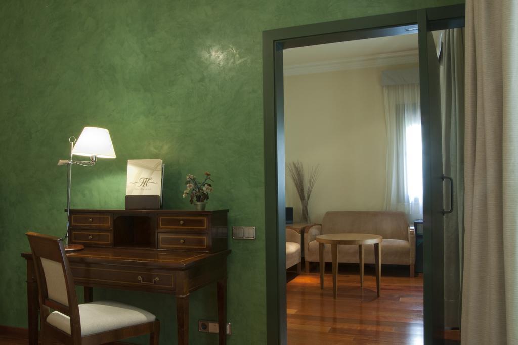 Hotel Montecarlo